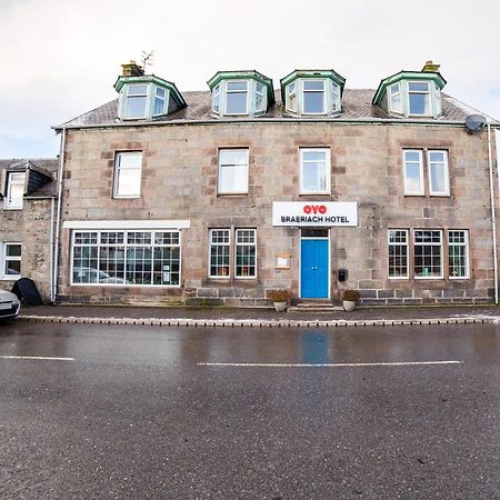 Oyo Braeriach Hotel, Highlands Scotland Newtonmore Extérieur photo