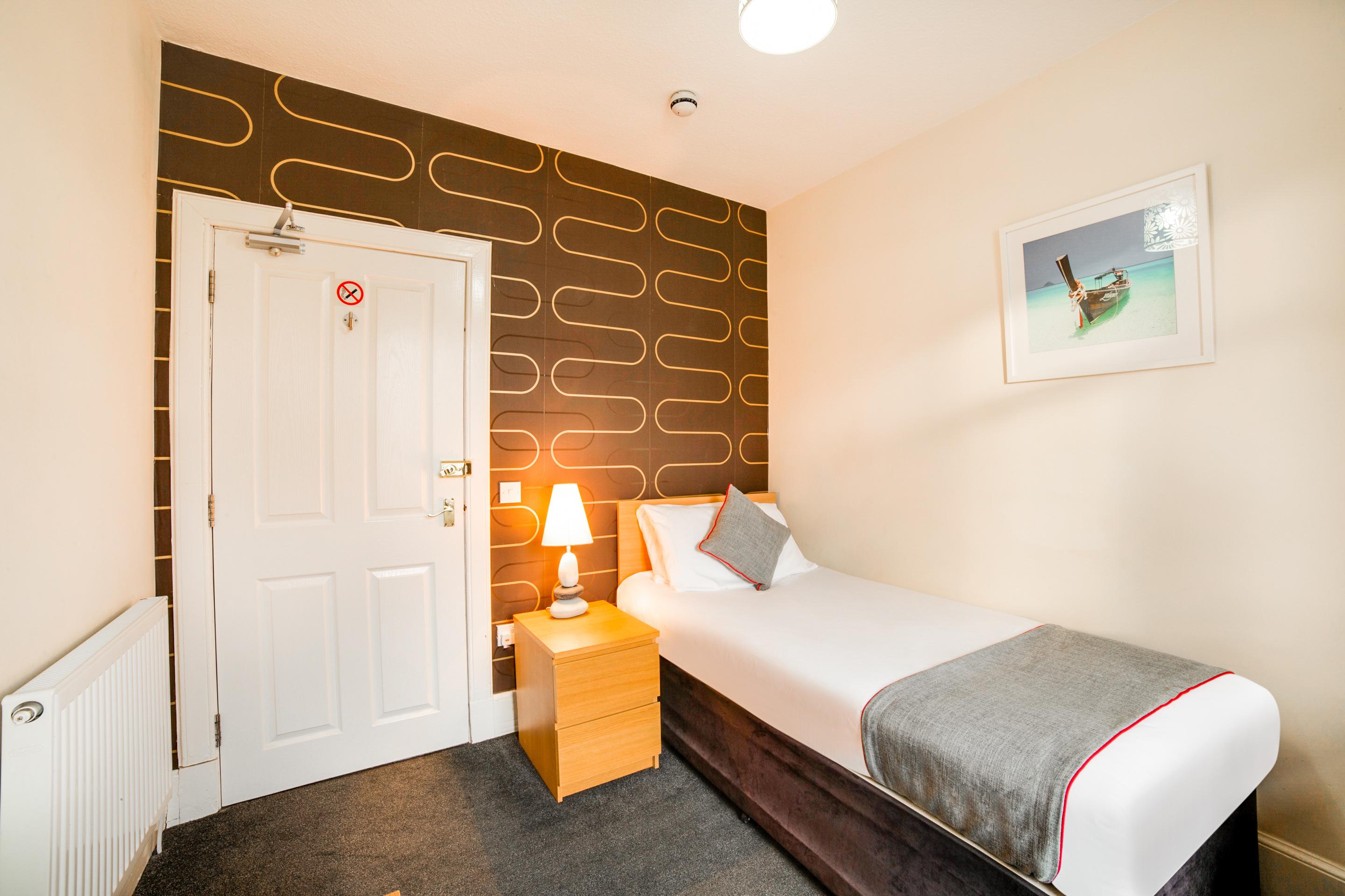 Oyo Braeriach Hotel, Highlands Scotland Newtonmore Extérieur photo