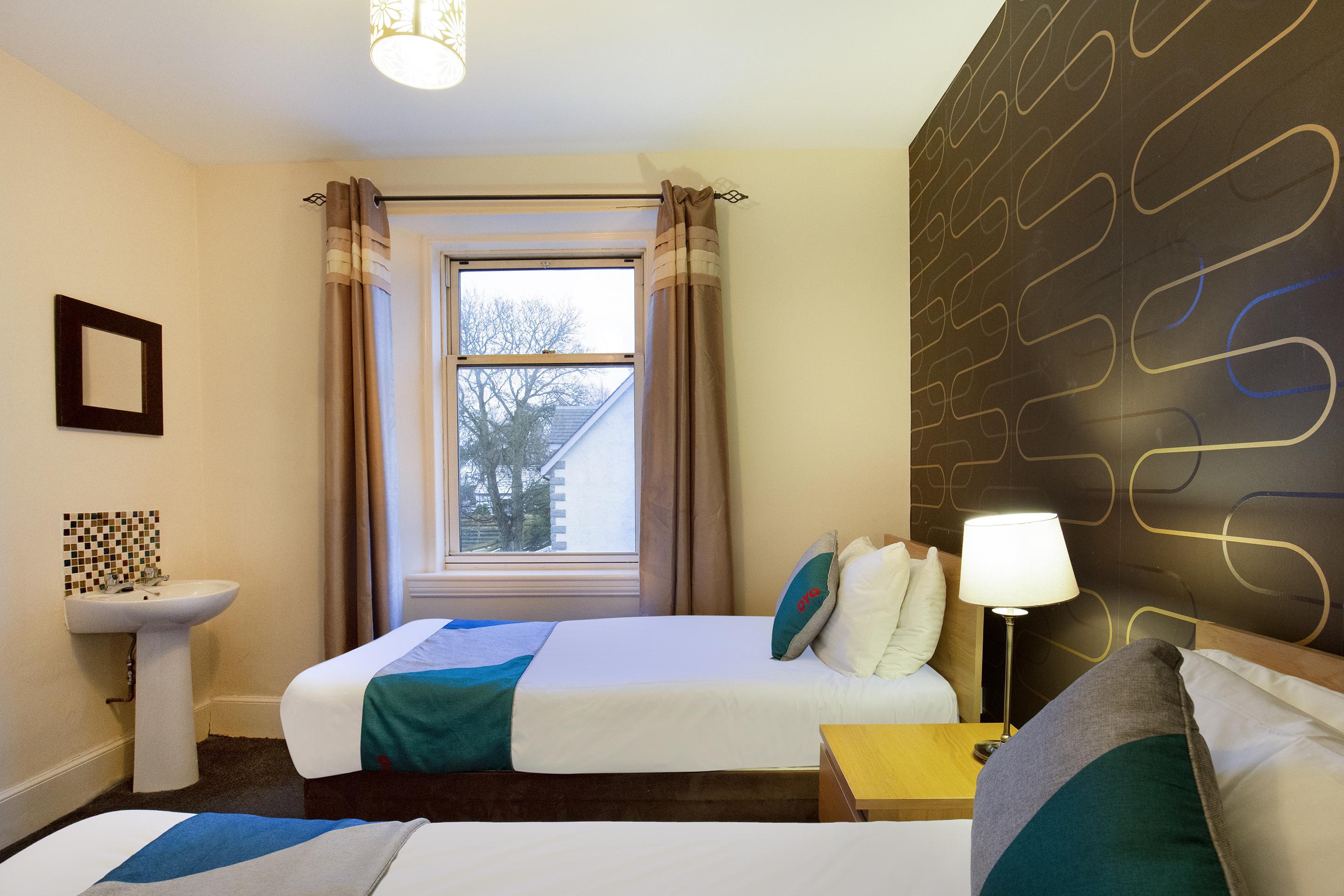 Oyo Braeriach Hotel, Highlands Scotland Newtonmore Extérieur photo