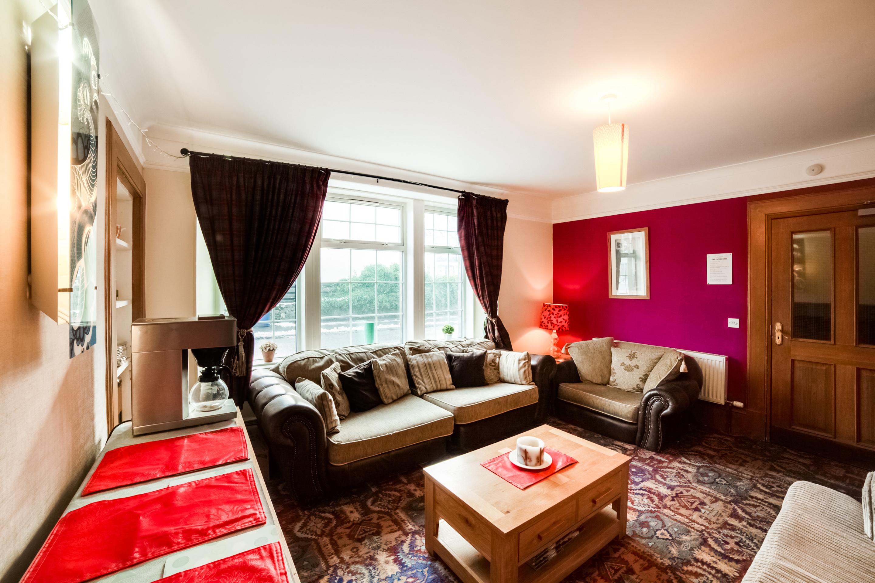 Oyo Braeriach Hotel, Highlands Scotland Newtonmore Extérieur photo